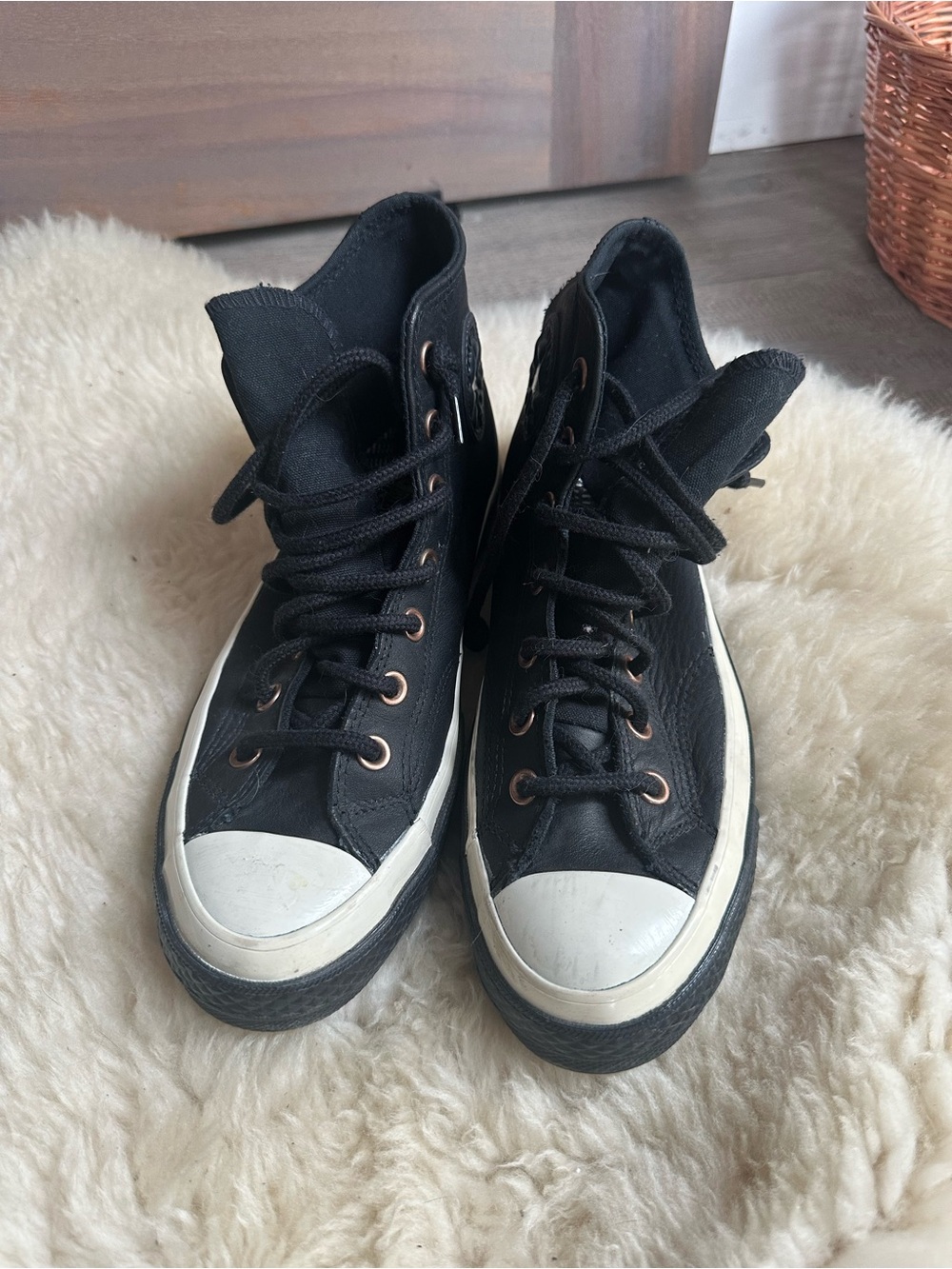 Converse Black/White Leather High-Tops Gore-Tex Mountain Club Collection W8 M6